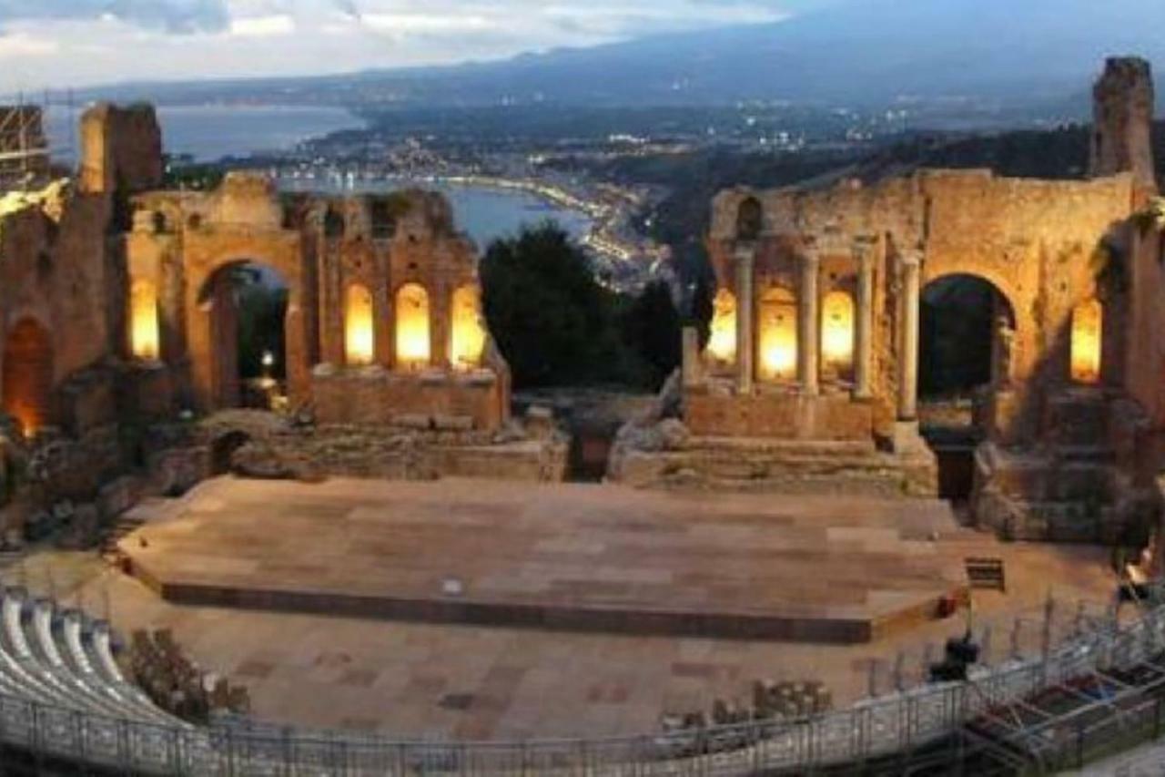 Casa Tuccari Castiglione Di Siciliaアパートメント エクステリア 写真