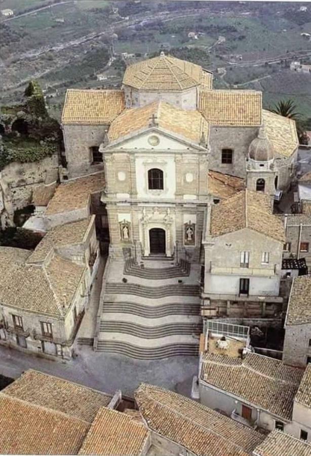 Casa Tuccari Castiglione Di Siciliaアパートメント エクステリア 写真